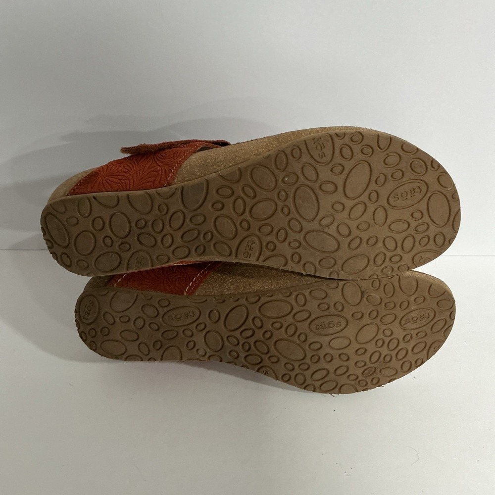 Taos Women Lucy Thong Sandal Brown Leather Size 39 US 8 Cork Comfort Shoe - Picture 2 of 5
